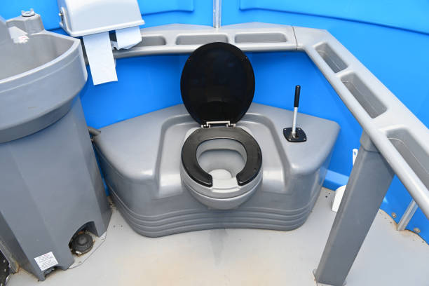 Best Porta potty rental near me  in Cloverdale, IN